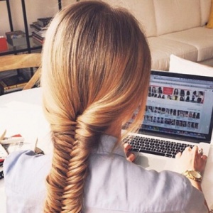 Пять способов заплести косы этой весной