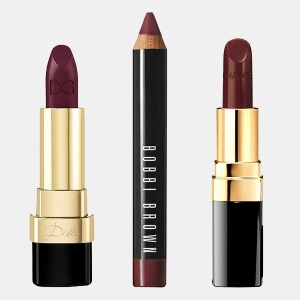 Самые модные девушки выбрали темную и очень темную помаду, а мы берем с них пример